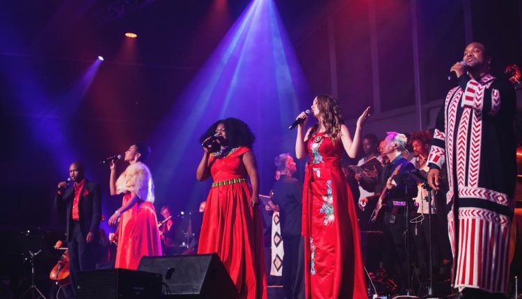 Performers from the Ubuntu Opera and the South African Youth Choir entertained Silversea’s guests at Hillcrest Quarry in Cape Town.