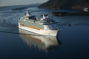 Royal Caribbean International's Independence of the Seas, the world's largest cruise ship sails into Oslo,Norway, this morning on it's Maiden voyage.
