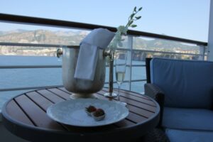 Crystal honeymoon
