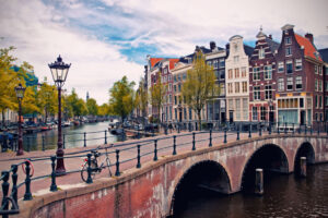 shutterstock_105440606