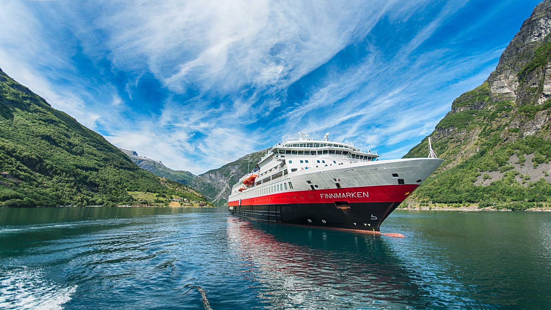 Hurtigruten Adds More Sailings Across the Nordics for 2026