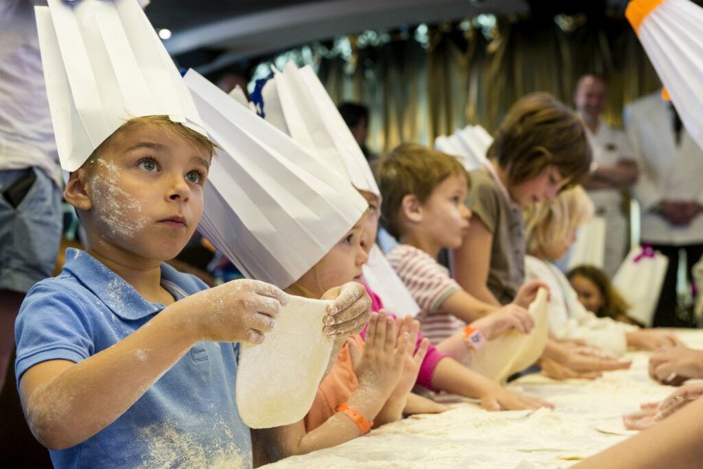 MSC1419499_Life_on_board_Child (1)