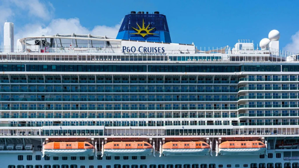 P&O Cruises ship sailing from Southampton during Shine at Sea agent training cruise