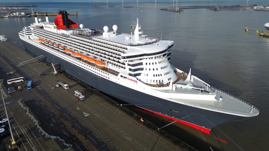 Queen Mary 2 transiting the Panama Canal for the first time during her 2026 World Voyage