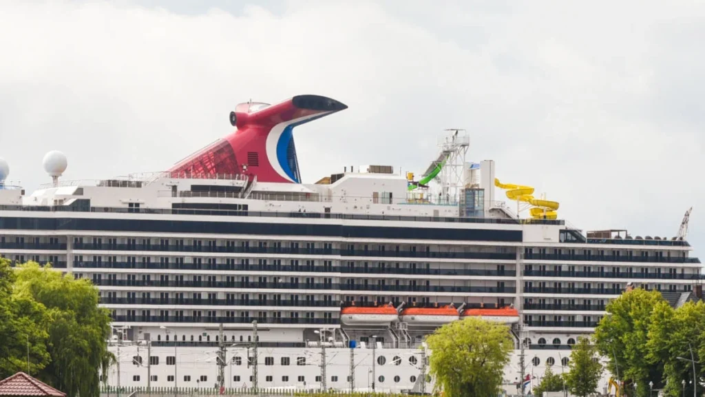 Carnival Sunshine and Carnival Pride cruise ships affected by winter weather delays along the US East Coast