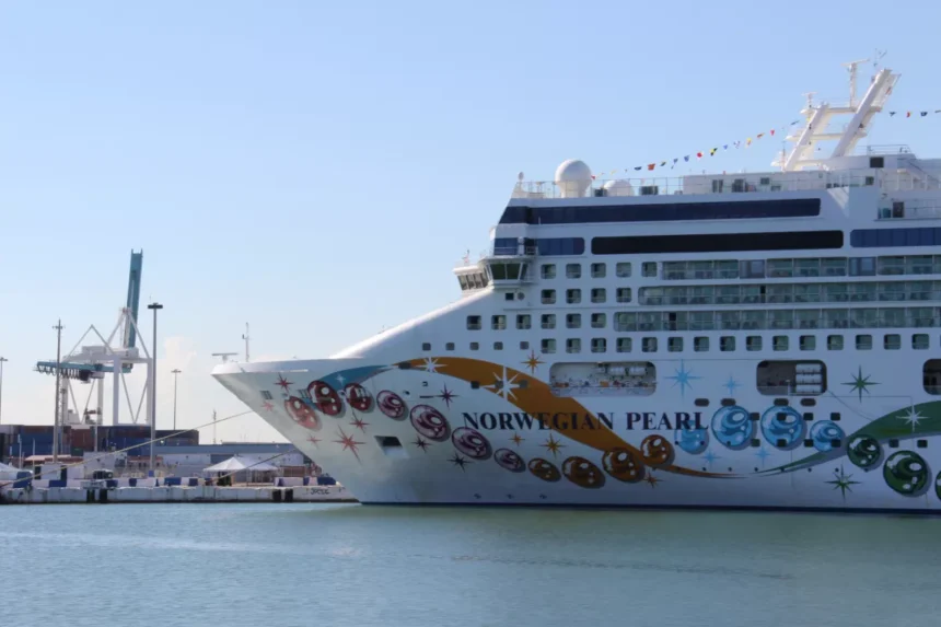 Norwegian Pearl cruise ship departing Miami for charter sailing
